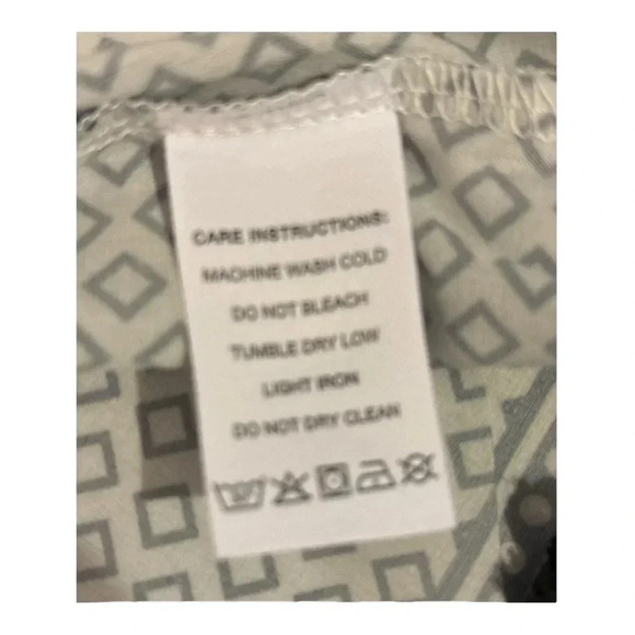 Bathing suit coverup Black and White Patterned with tassels Size Small - Picture 4 of 4